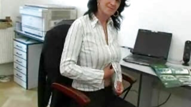 Doskonałe :  Bladoskóra darmowy sex film piękność porno ujeżdża kutasa na kanapie Seksowne filmy porno 